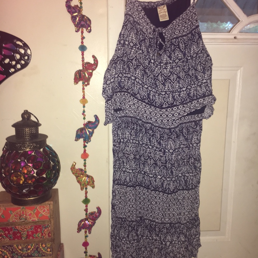 Faded Glory keyhole dress